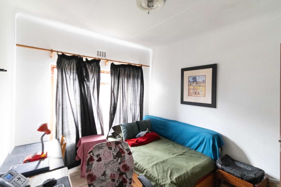 4 Bedroom Property for Sale in Sandbaai Western Cape